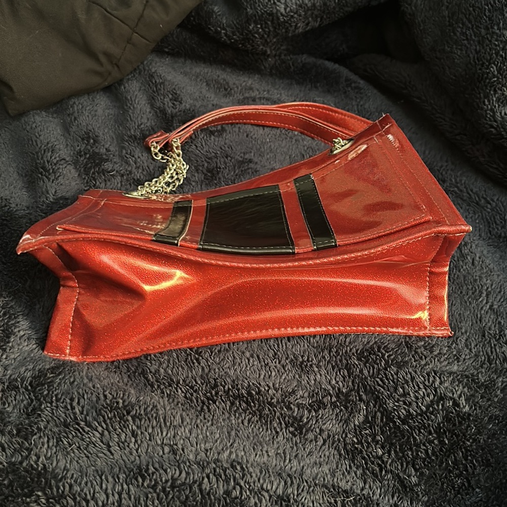 Trophy Queen Purse Handbag - Picture 2 of 6